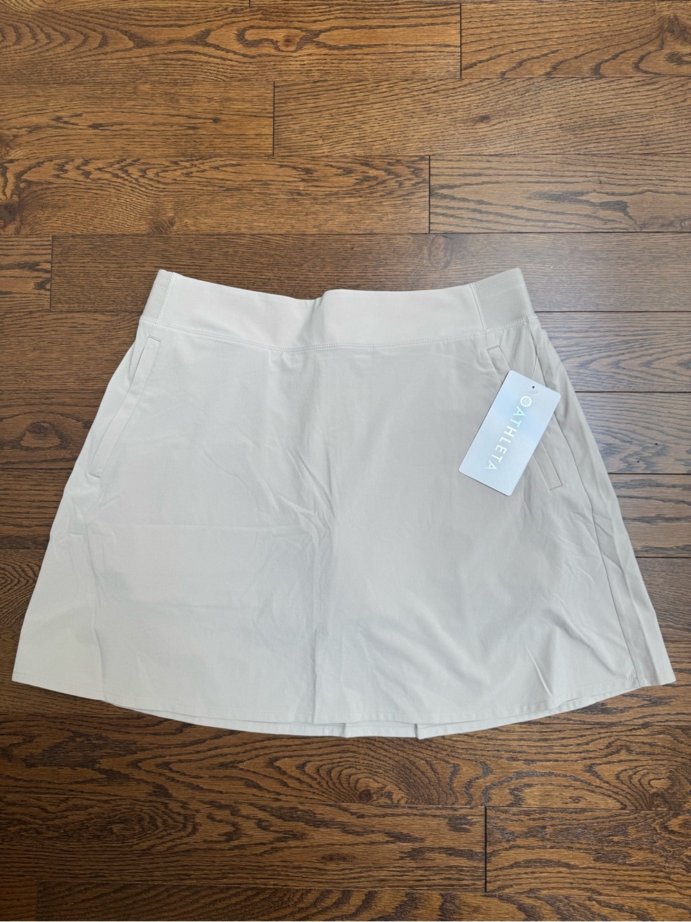 Athleta Cream Athletic Skort . Lightweight and stretchy